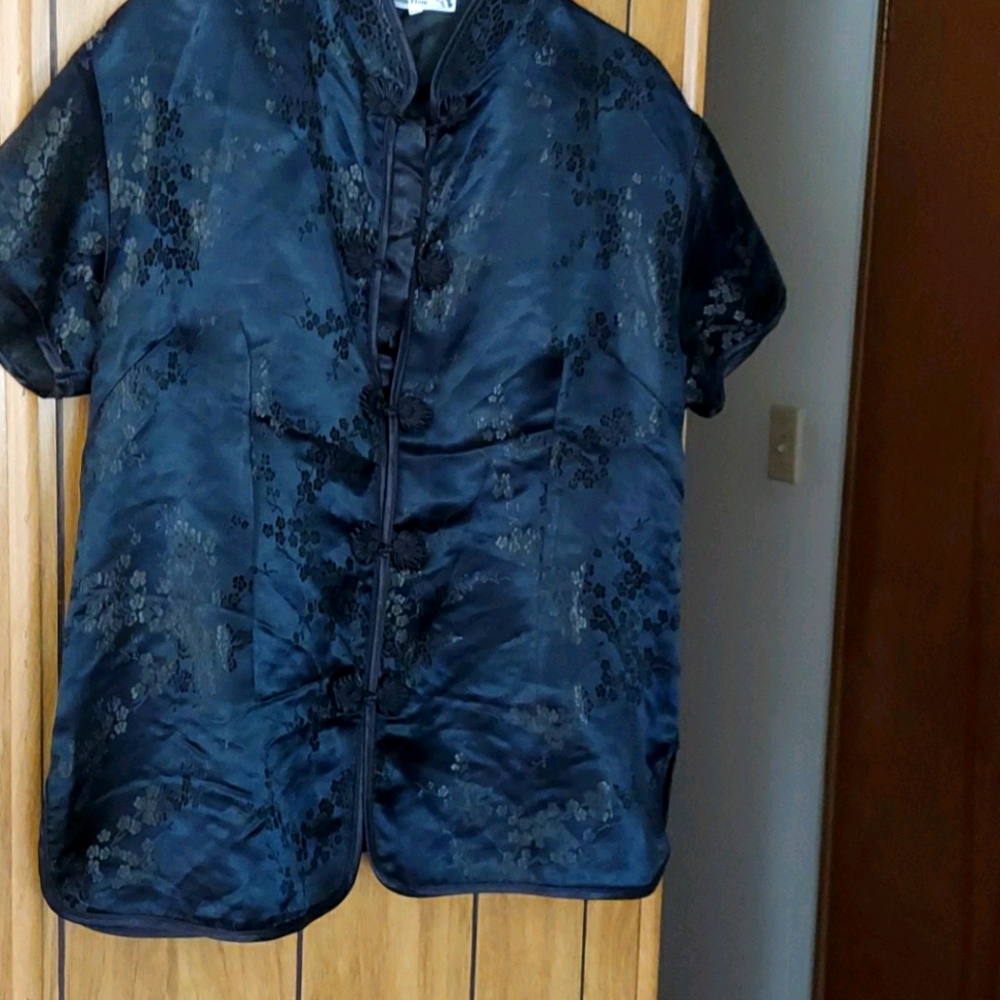 Silk Chinese Silk Blouse brand new